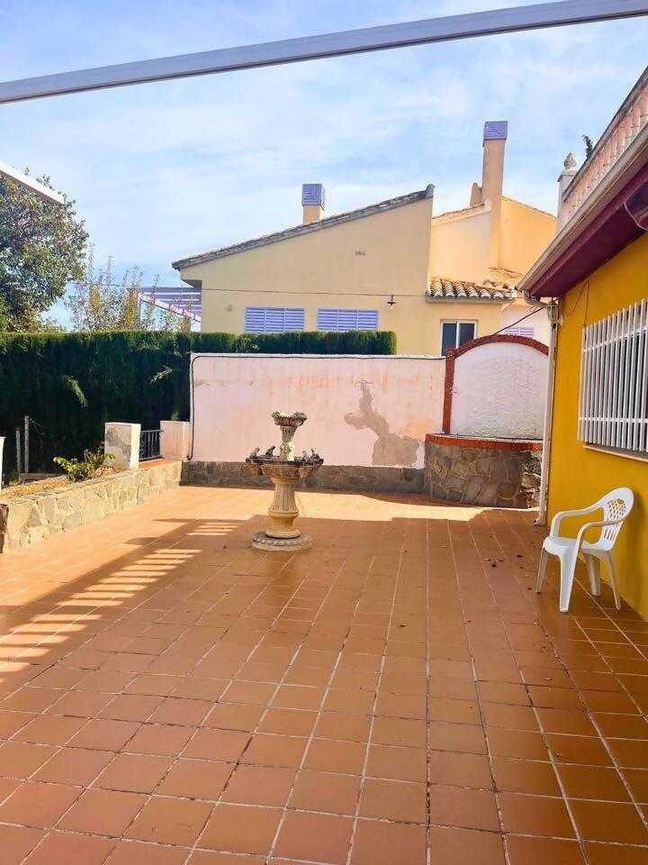 Casa Con Jardin En Ogijares 빌라 외부 사진