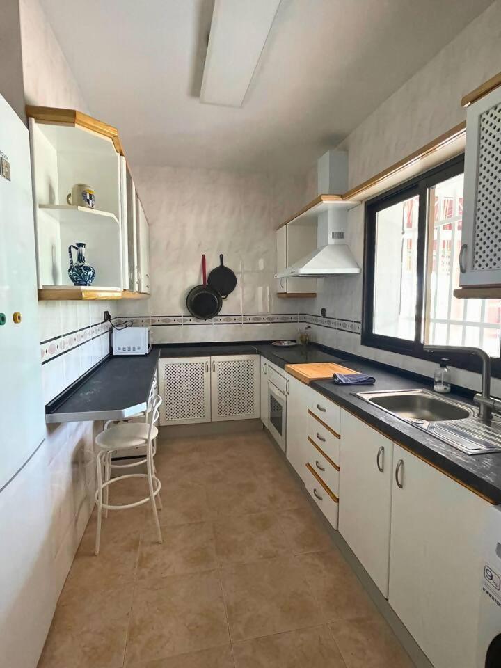 Casa Con Jardin En Ogijares 빌라 외부 사진
