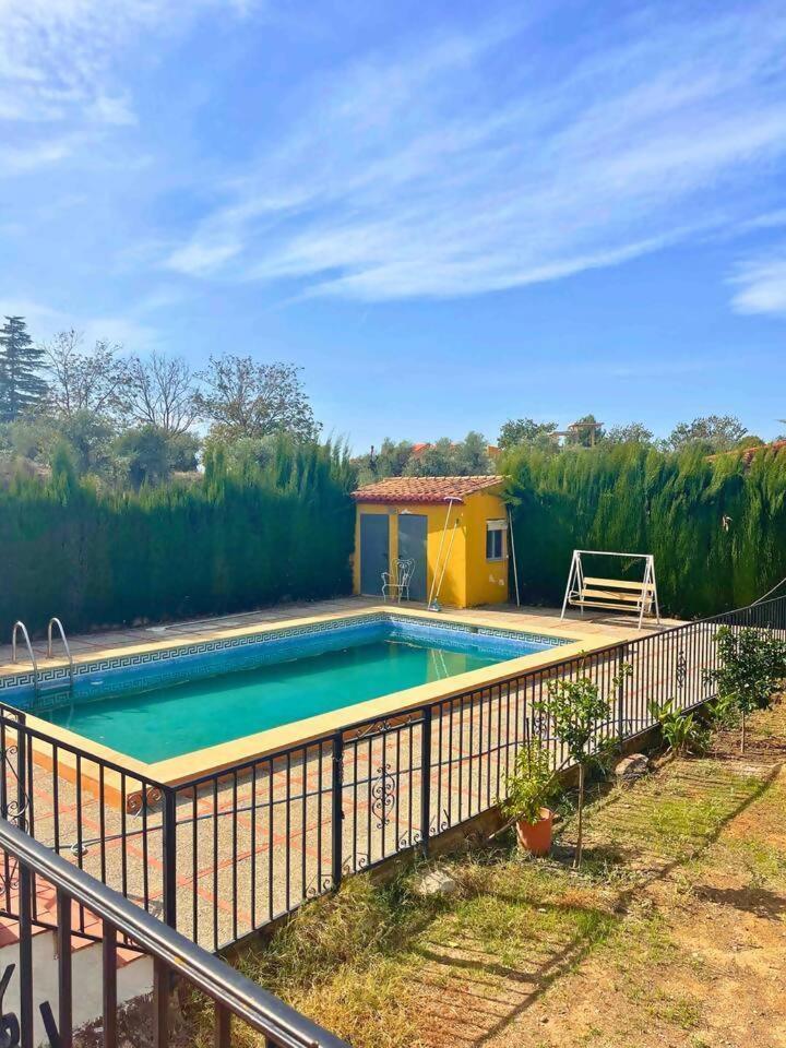 Casa Con Jardin En Ogijares 빌라 외부 사진